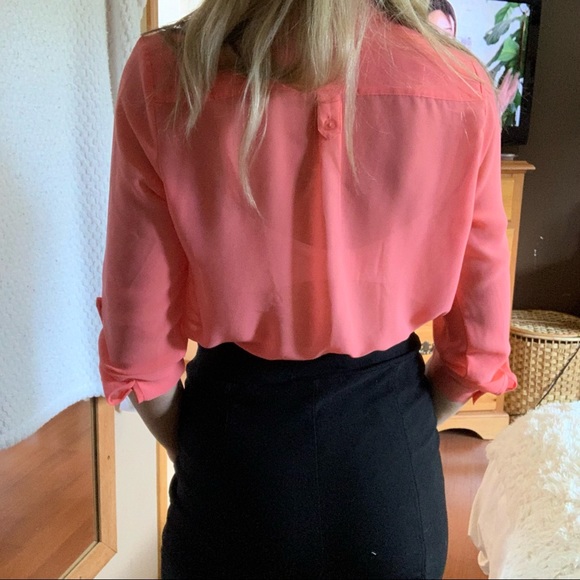 Kismet Size Medium Petite Salmon Coloured Sheer Blouse - Picture 9 of 12